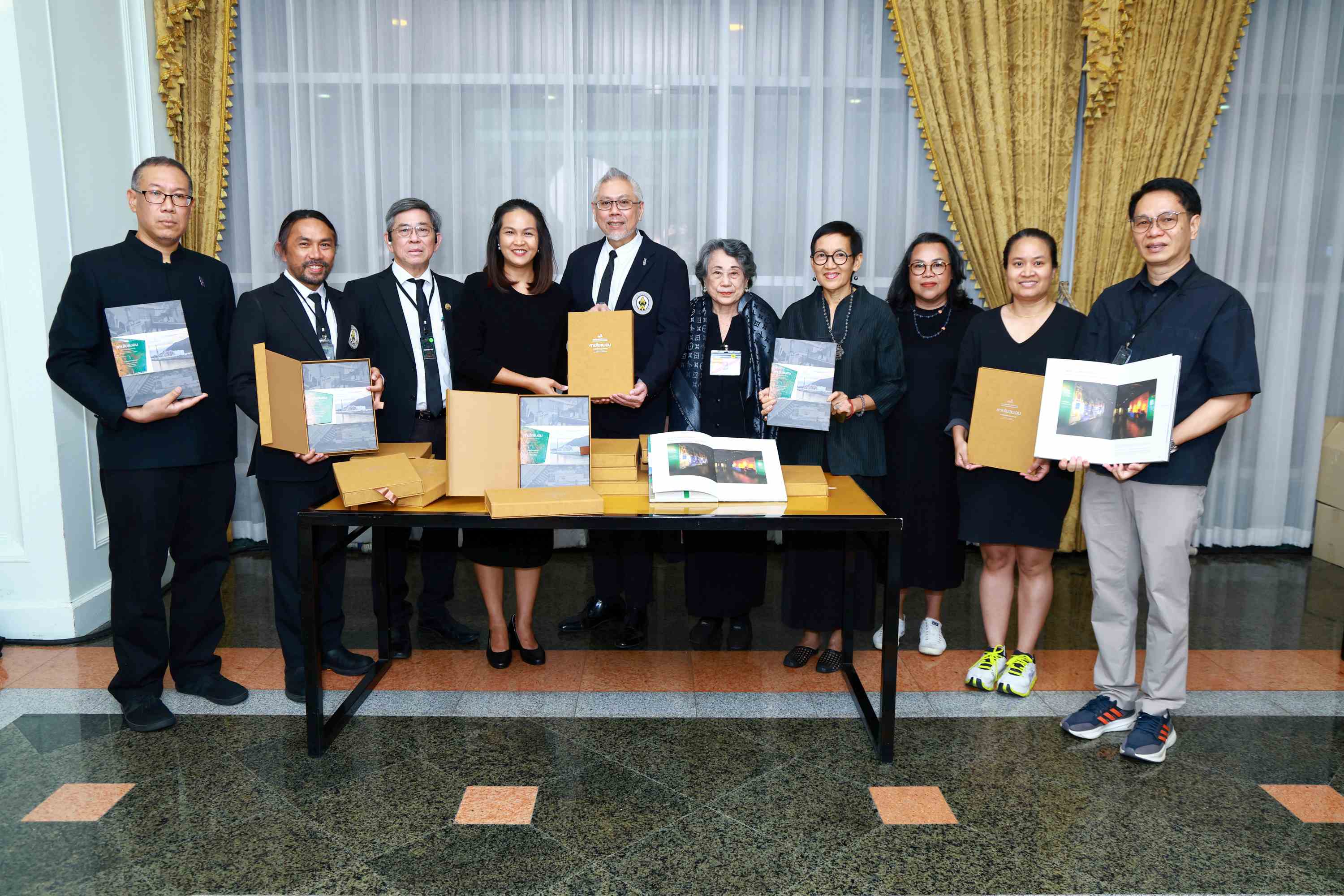 ศูนย์เรียนรู้โรงไฟฟ้าขนอม รับพระราชทานรางวัล “อนุรักษ์ศิลปสถาปัตยกรรม ประจำปี 2567 ประเภท ก. งานอนุรักษ์มรดกทางสถาปัตยกรรมและชุมชน ระดับดีมาก” จากสมเด็จพระกนิษฐาธิราชเจ้า กรมสมเด็จพระเทพรัตนราชสุดา ฯ สยามบรมราชกุมารี